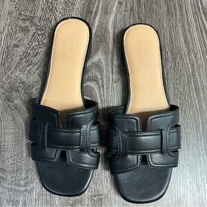 LAUREN BLACKWELL ASTRID LEATHER OPEN TOE H BAND Slide Sandals